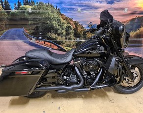 HARLEY-DAVIDSON FLHX STREET GLIDE Btw Motor