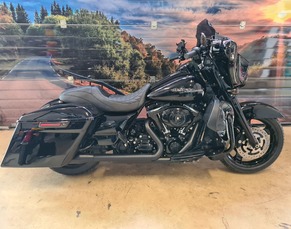 HARLEY-DAVIDSON FLHX STREET GLIDE BTW MOTOR