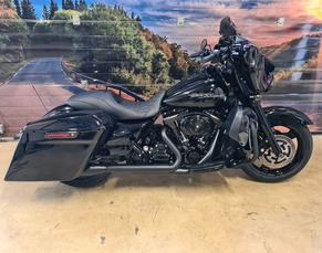 HARLEY-DAVIDSON FLHX ABS BTW MOTOR