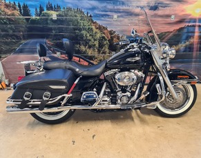 HARLEY-DAVIDSON FLHRC 5HD ORIGINEEL NL ROAD KING CLASSIC
