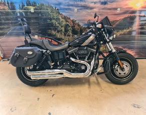 HARLEY-DAVIDSON FXDF FAT BOB JEKILL & HYDE